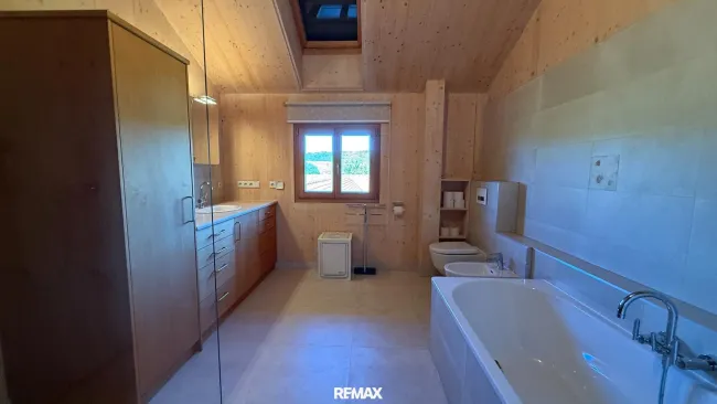 OG Badezimmer