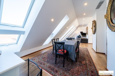 Penthouse-Charme: Exklusive Maisonette mit Dachterrasse