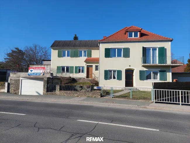 Hausansicht von der Straße