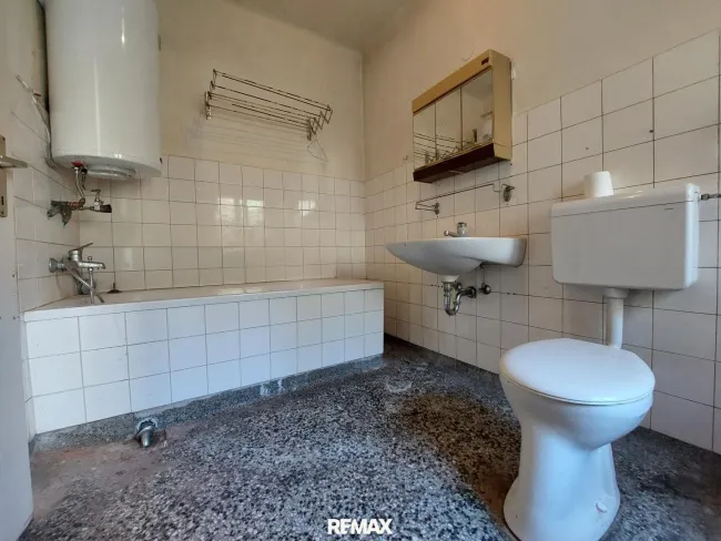 Haus 2 EG großes Badezimmer