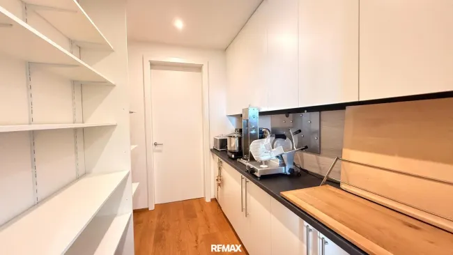 Back Kitchen