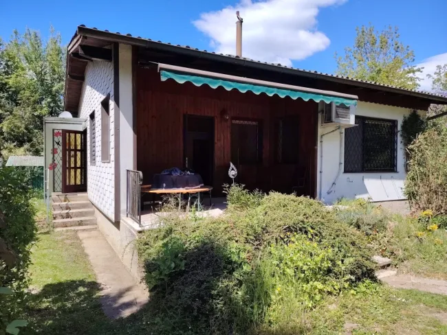Eingang mit Terrasse