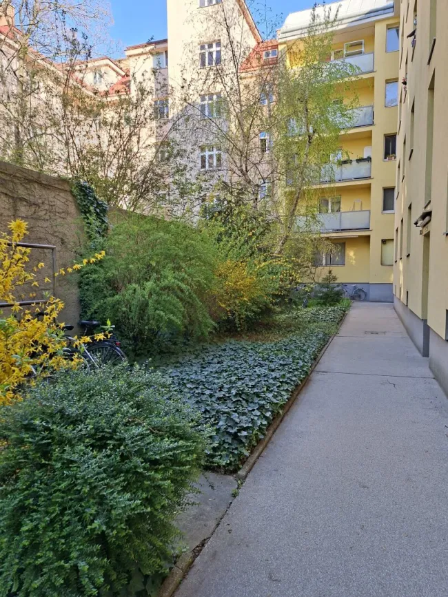 Zugang über Hinterhof