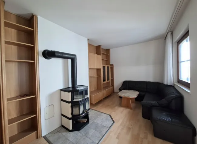 VERMIETET!Großzügige 3-Zimmer-Wohnung mit Loggia und Grünblick! - Bild
