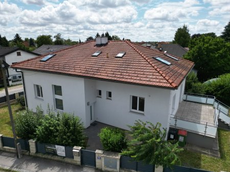 Einfamilienhaus mit 194 m² / 10 Zimmer +ERSTBEZUG nach SANIERUNG+