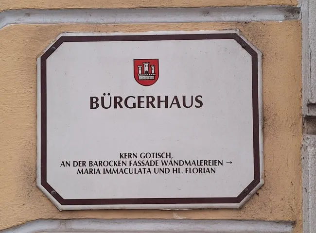 Historisches Stadthaus im Herzen von Klosterneuburg - Bild