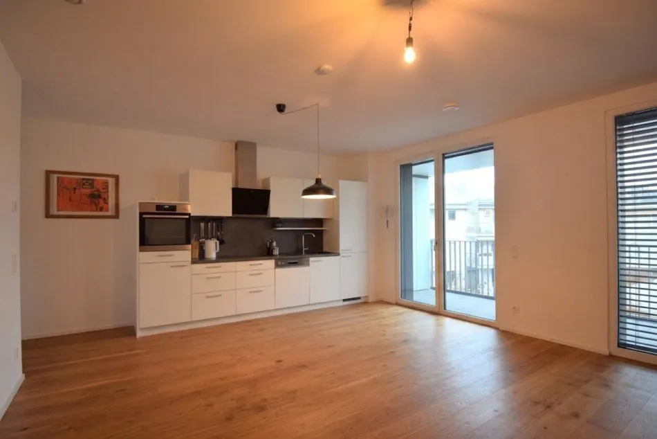 3 Zimmerwohnung im Stadtzentrum mit Balkon - Bild