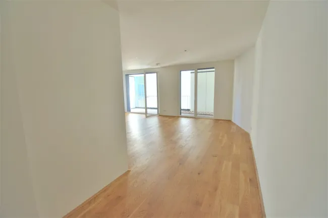 Exklusive 3 Zimmerwohnung am Stockhof mit Balkon - Bild
