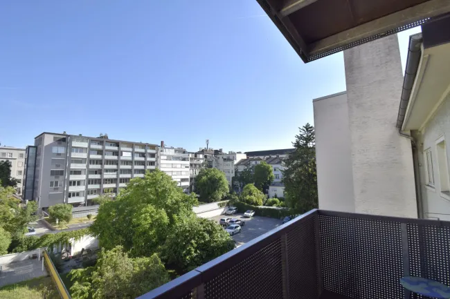 Gemütliche 2-Zimmer Wohnung nahe der LANDSTRASSE - Bild