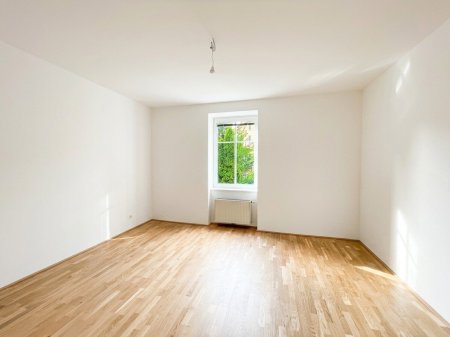 Schöne neu sanierte 2,5 - Zimmer Wohnung in LINZ URFAHR ab 01.08.2026 verfügbar
