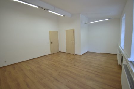 Kleinbüro in der Lederfabrik zu mieten !!!