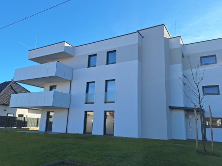 Moderne 3-Zimmer-Dachgeschoßwohnung mit uneinsehbarem Balkon