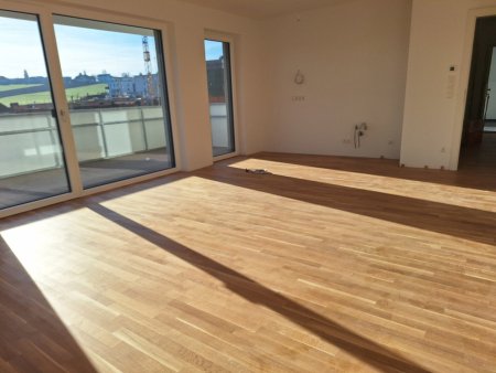 Moderne 3-Zimmer-Dachgeschoßwohnung mit uneinsehbarem Balkon