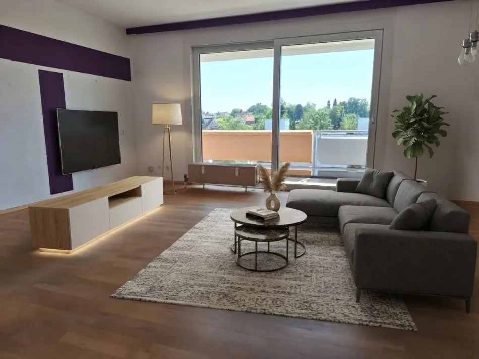 Geräumige 3-Zimmer-Wohnung mit Tiefgaragenstellplatz in zentraler Wohnlage - Bild