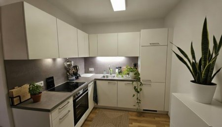 Moderne 2-Zimmerwohnung mit Loggia im Erdgeschoss