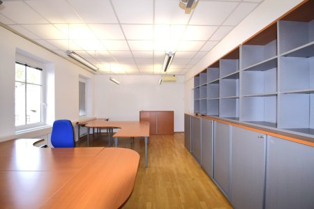 MÖBLIERTES BÜRO - JETZT FÜR SIE BEREIT