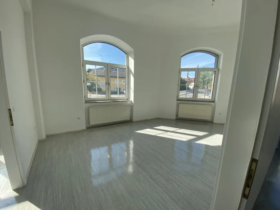 Großzügige und helle Büro-/Kanzlei-/Studiofläche in bester Lage - Titelbild