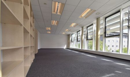 Viel Platz für Ihre IDEEN - tolle Bürofläche mit POTENTIAL - EG + 1.OG