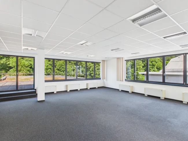 Ready to use office - SOFORT STARTKLAR - optimaler Standort in Zentrum von LINZ! - Titelbild