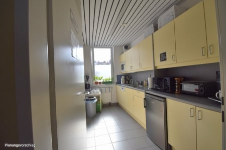 GROSSZÜGIGE Räume, ZEITGEMÄSSE Ausstattung - Ihr neues Büro erwartet Sie in Urfahr