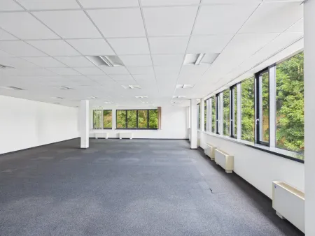 Attraktives BÜRO in Linz inkl. 5 PARKPLÄTZEN !