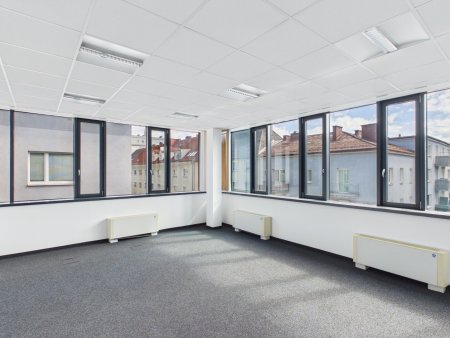 Attraktives BÜRO in Linz inkl. 5 PARKPLÄTZEN !