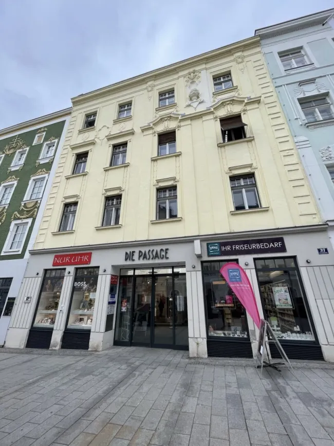 Großzügige Mietfläche in bester Innenstadtlage - Bild