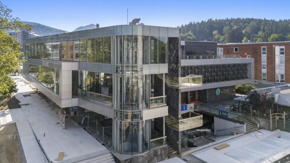 Einkaufszentrum in Velenje - Titelbild