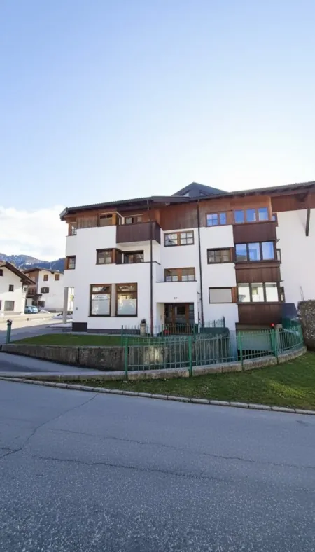 Charmante Wohnung mit Bergblick "Neuer Preis" - Titelbild