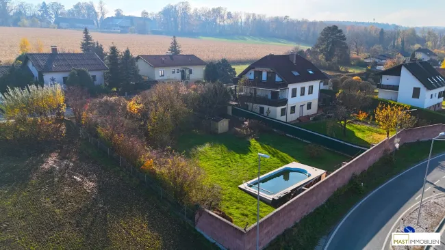 NEUER PREIS - Ihre Suche hat ein Ende - 796 m² Grundstück mit Fernblick OHNE BAUZWANG inkl. Aufschließung - Titelbild