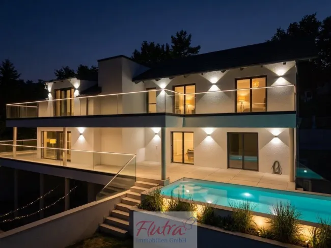 Luxus trifft Natur - Exklusive Gartenwohnung im Haus-Charakter mit Pool und großer Terrasse in Altlichtenberg! - Titelbild