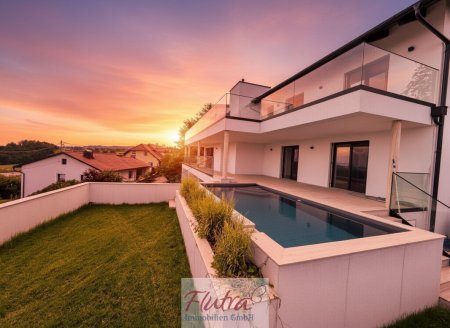 Luxus Villa mit 2 Einheiten und jeweils einem Pool, Terrasse, Doppelgarage uvm. in Altlichtenberg!