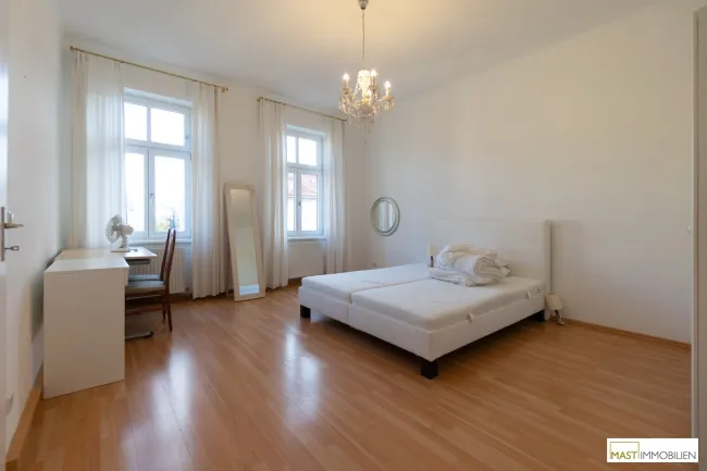 NEUER PREIS - 255.000,-- € für eine 63 m² große 2 Zimmer Wohnung in ausgezeichneter Lage - Bild