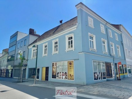 Historisches Renditeobjekt in Wels in Top Lage: Zinshaus mit Denkmalschutz