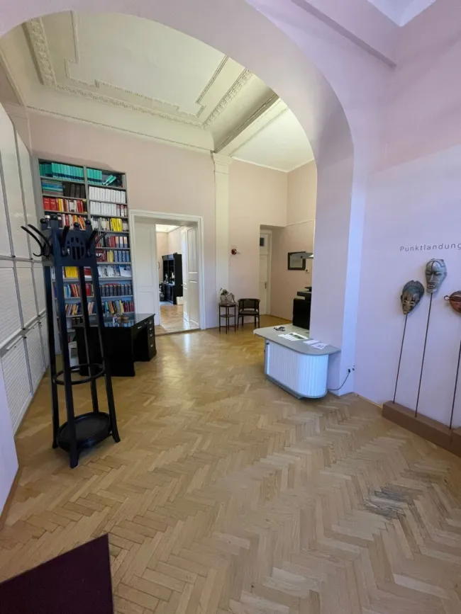 Büro- und Ordinationsfläche im Stilaltbau in Geidorf / Univiertel - Bild