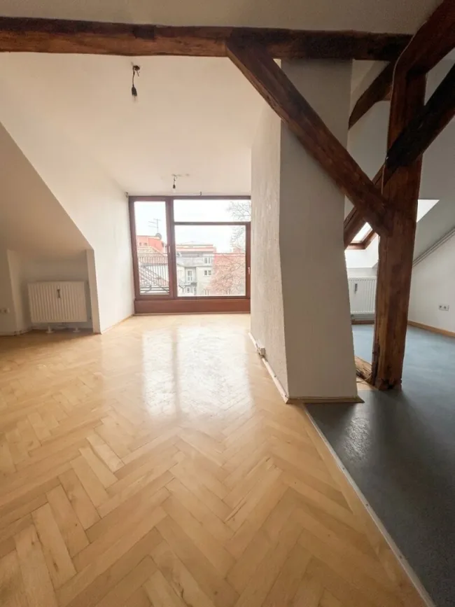 Moderne 3-Zimmer-Dachgeschosswohnung in Graz mit idealer Raumaufteilung - Bild