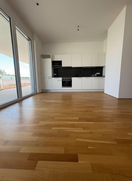 Helle 3-Zi-Wohnung mit Terrasse, Fußbodenheizung & Aufzug in 8041 Graz