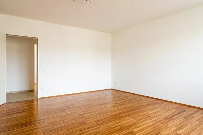 Top Wohnung 34m² mit Balkon, Einbauküche & Aufzug - Titelbild
