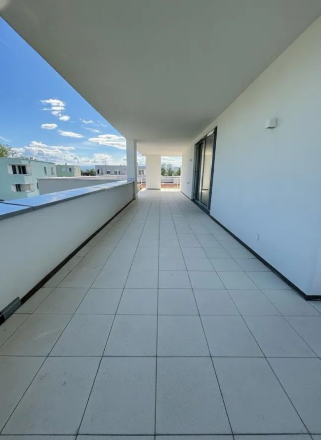 Moderne 3-Zi-DG-Wohnung mit Terrasse in Graz! - Titelbild
