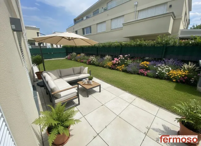 Traumhafte Gartenwohnung mit großer Terrasse – Wohnen mit viel Freiraum - Titelbild