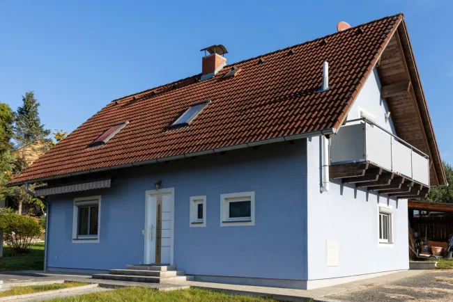 Naturnah wohnen am Fuße des Gedersbergs – Haus mit großem Grundstück - Bild