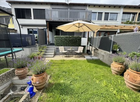 Mils: Charmantes Reihenmittelhaus mit Südgarten