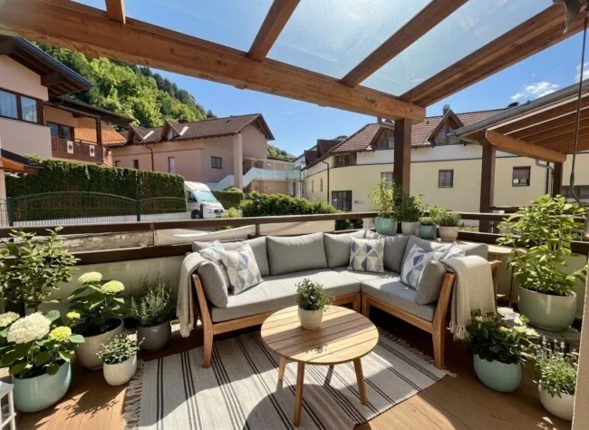 Wattens: Naturnahe 3-Zimmerwohnung mit sonniger Terrasse (ca. 9 m²), großem Kellerabteil & Tiefgaragenabstellplatz in ruhiger Lage - Titelbild