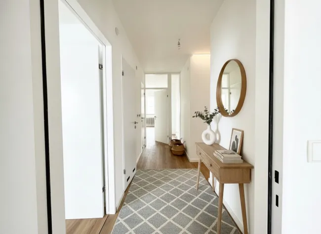 Innsbruck-Wilten: Großzügige, sanierte 3,5 -Zimmer-Wohnung mit Kabinett & Balkon – ideal für Familien und Anleger - Bild