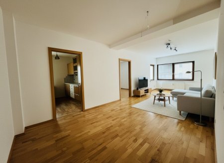 Preisreduktion!!! Steinach am Brenner: Attraktive 3-Zimmer-Wohnung mit Tiefgaragenabstellplatz (im Preis inkludiert)
