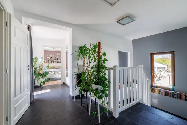 Familientraum in Pama: 6 Zimmer, Doppelgarage, Garten, Terrasse und Balkon - Titelbild