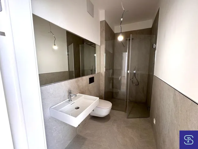 Badezimmer 2