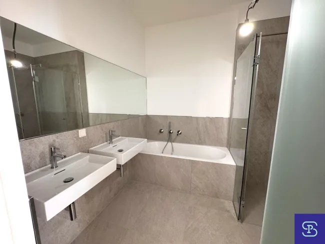 Badezimmer 1