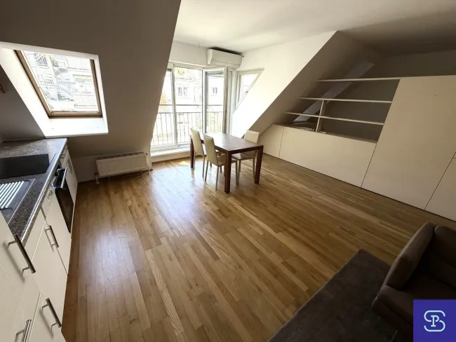 Provisionsfrei: Klimatisierte 56,5m² DG-Wohnung + 40m² Terrasse in Toplage - 1080 Wien - Bild