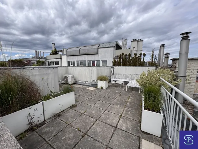 Provisionsfrei: Klimatisierte 56,5m² DG-Wohnung + 40m² Terrasse in Toplage - 1080 Wien - Titelbild